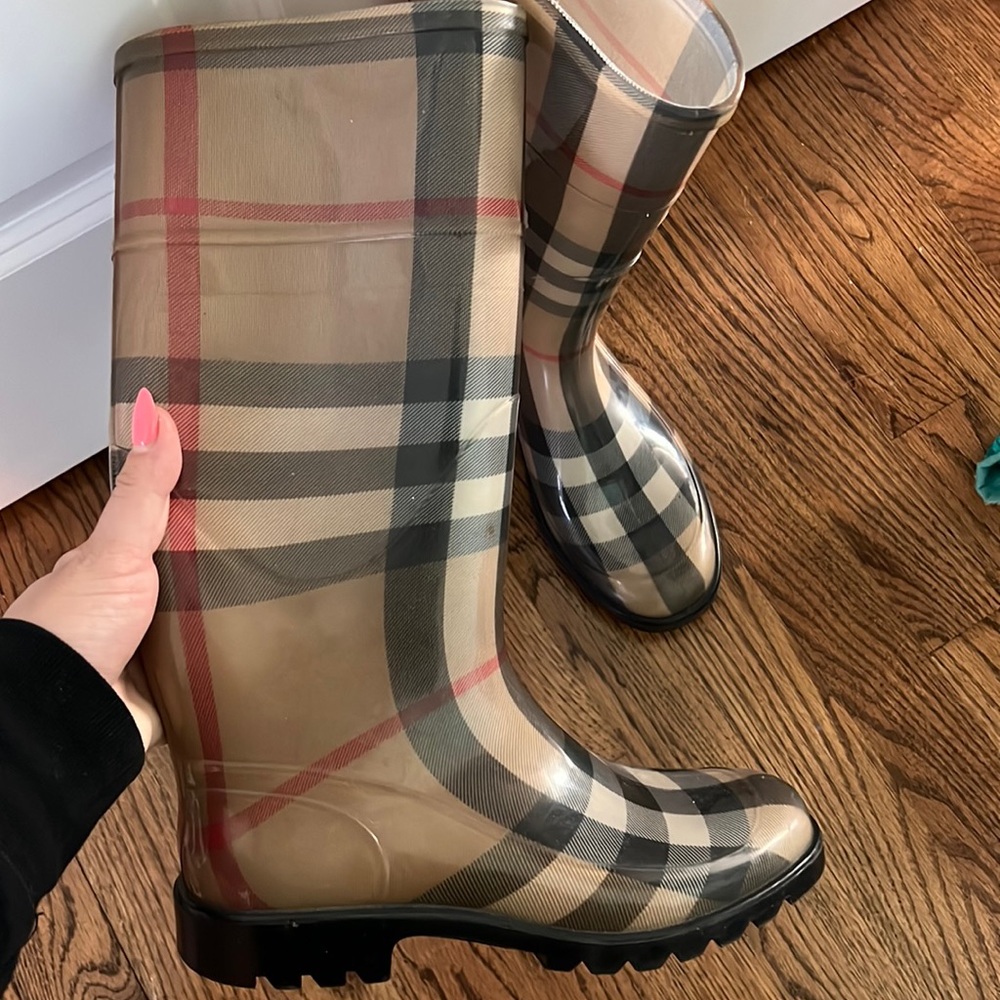 Burberry rain boots